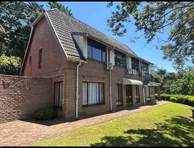 4 BEDROOM HOUSE FOR SALE IN BEVERLEY HILLS